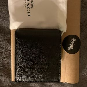 Men’s Coach Black Leather Wallet 3/1. Never used